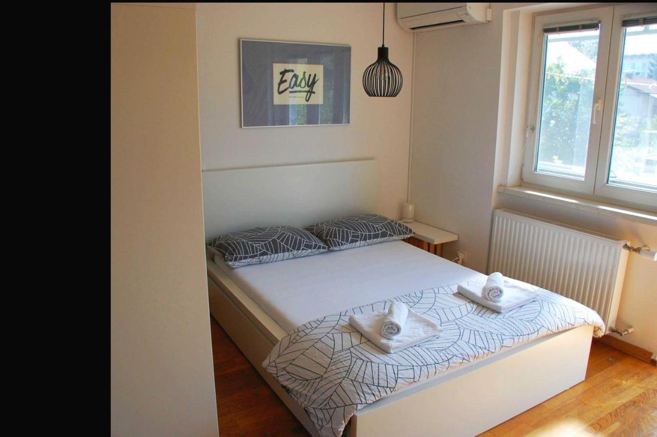Apartments Peter & Free Parking ลูบลิยานา ภายนอก รูปภาพ